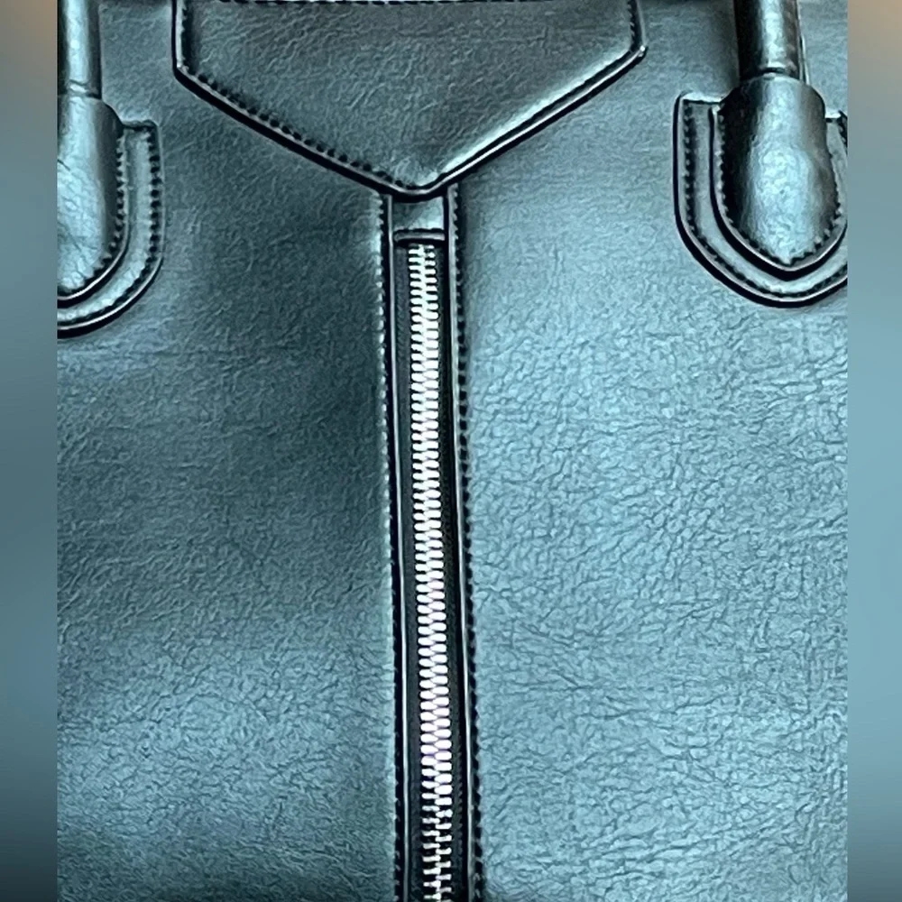Nine‎ West black shoulder bag, 12 X 11 X 4​